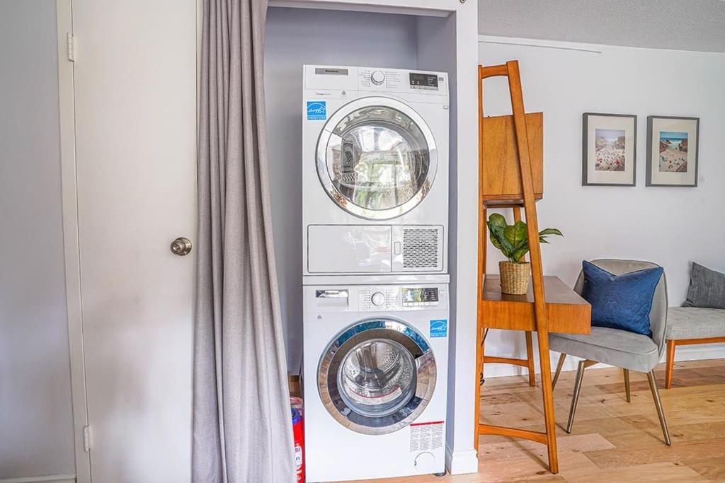 Tranquil 2br Downtown Condo, Parking, King Bed Apartamento Seattle